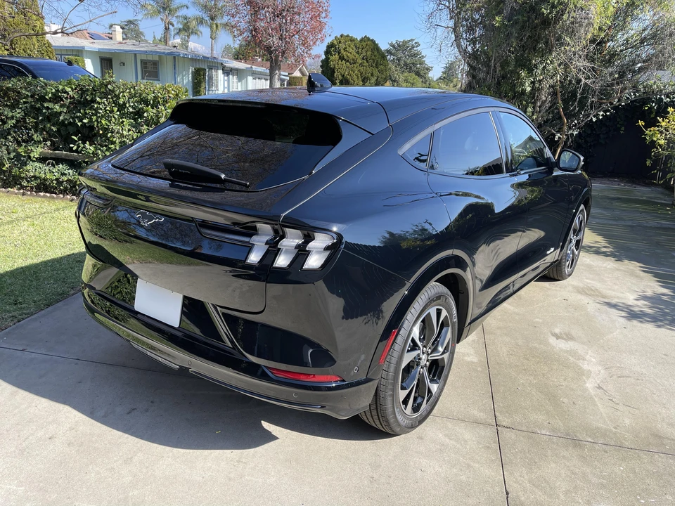2023 Ford Mustang Mach-E - Image 26 of 31