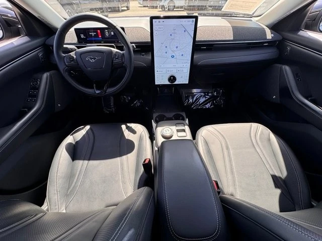 2023 Ford Mustang Mach-E - Image 28 of 31