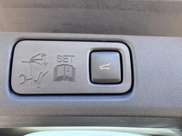 2023 Ford Mustang Mach-E - Image 14 of 31