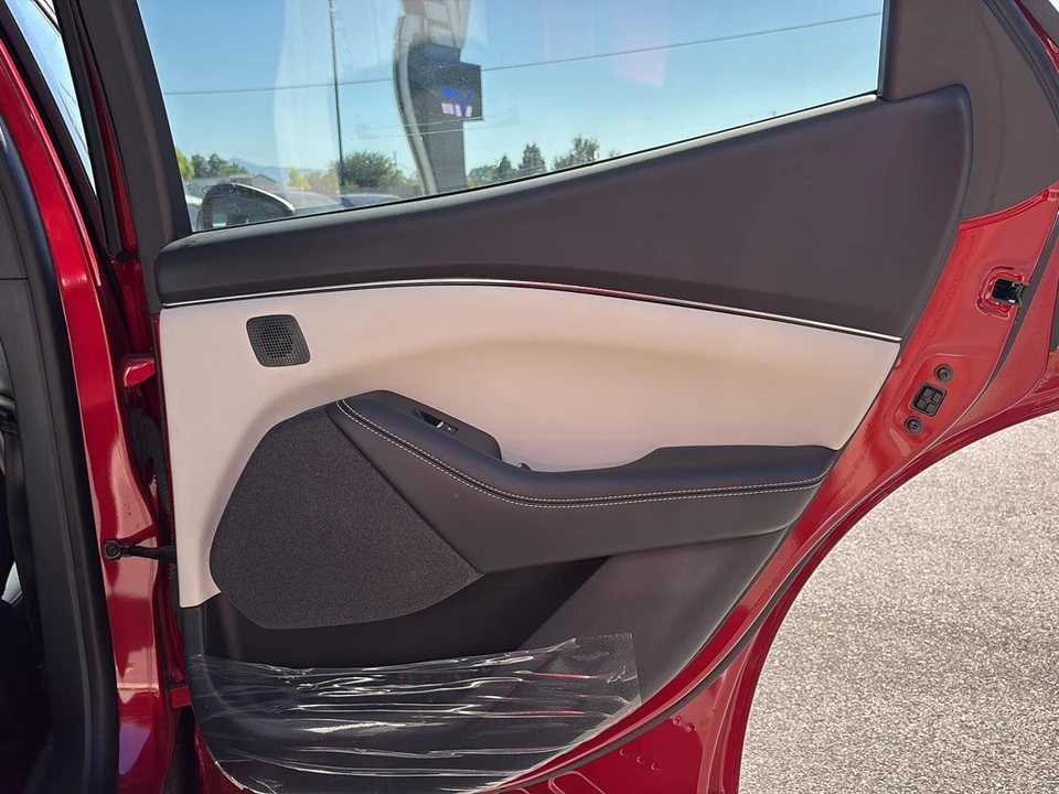 2023 Ford Mustang Mach-E - Image 22 of 27