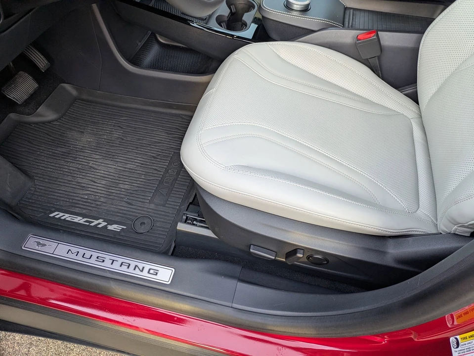 2023 Ford Mustang Mach-E - Image 14 of 21