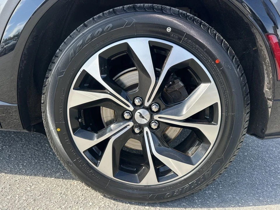 2023 Ford Mustang Mach-E - Image 29 of 31