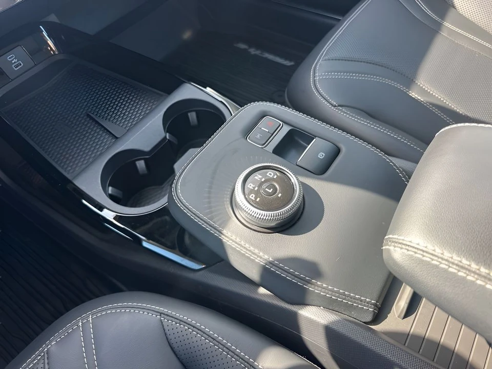 2023 Ford Mustang Mach-E - Image 17 of 31