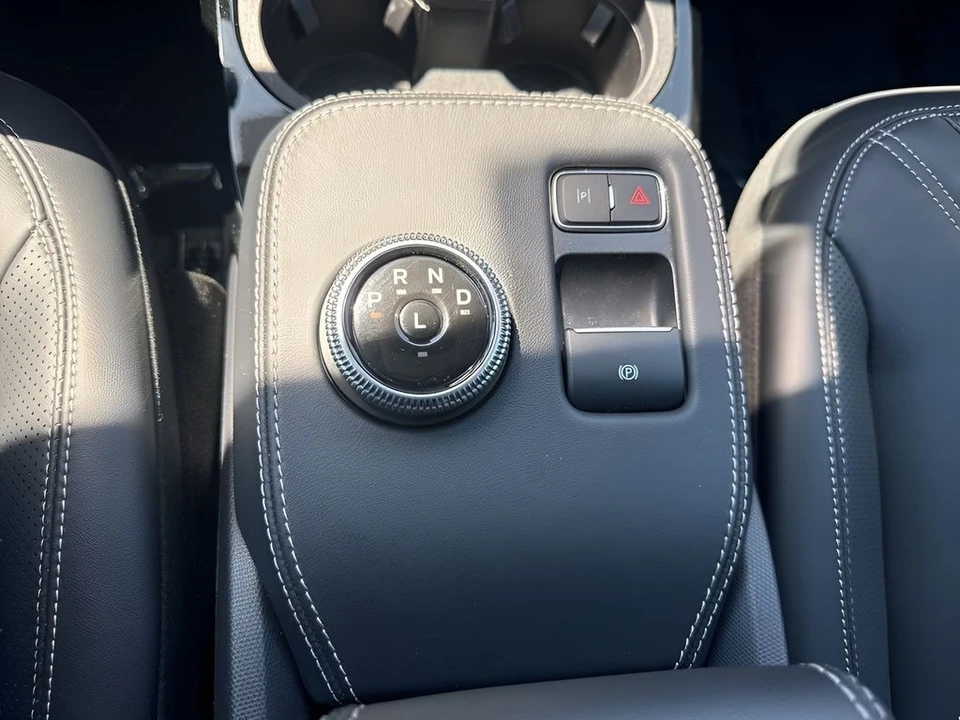 2023 Ford Mustang Mach-E - Image 17 of 31