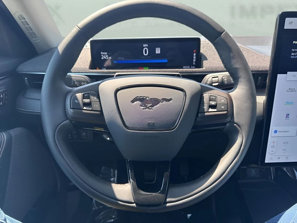 2023 Ford Mustang Mach-E - Image 14 of 31