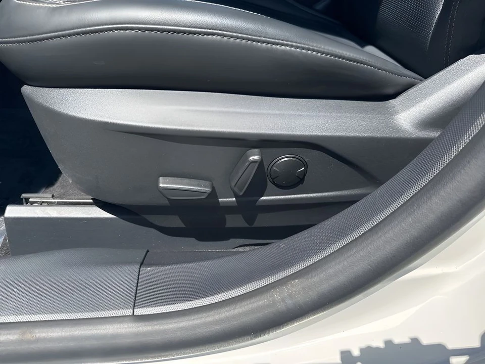 2023 Ford Mustang Mach-E - Image 10 of 31