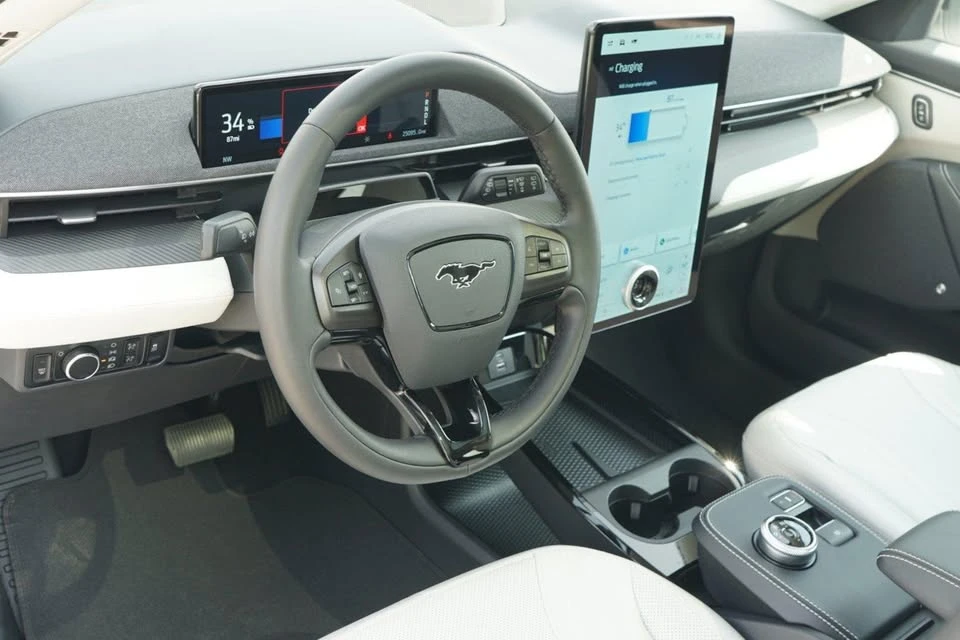 2023 Ford Mustang Mach-E - Image 9 of 10