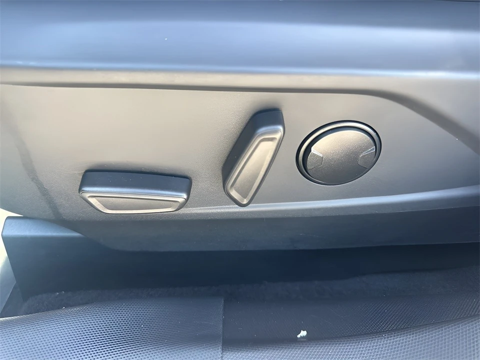 2023 Ford Mustang Mach-E - Image 10 of 12