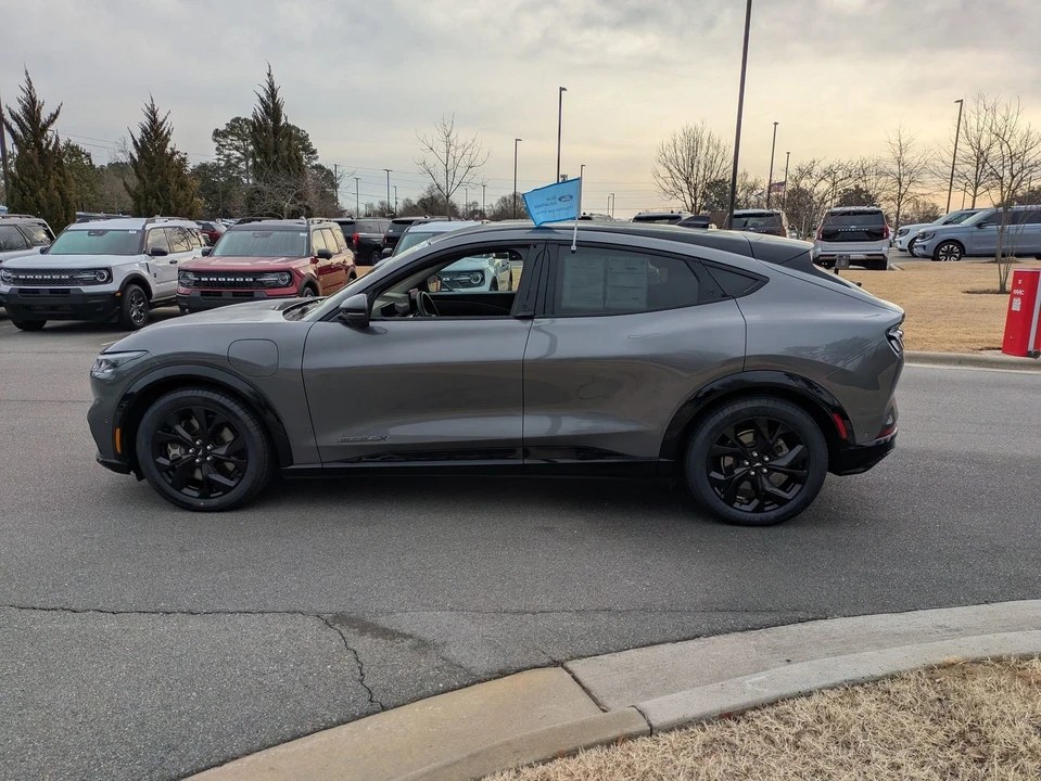 2023 Ford Mustang Mach-E - Image 7 of 12