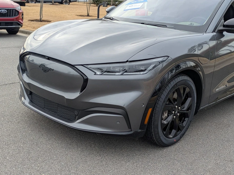 2023 Ford Mustang Mach-E - Image 10 of 12