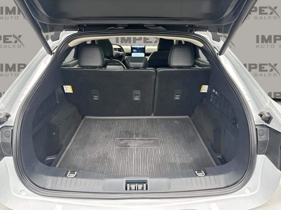 2023 Ford Mustang Mach-E - Image 29 of 31