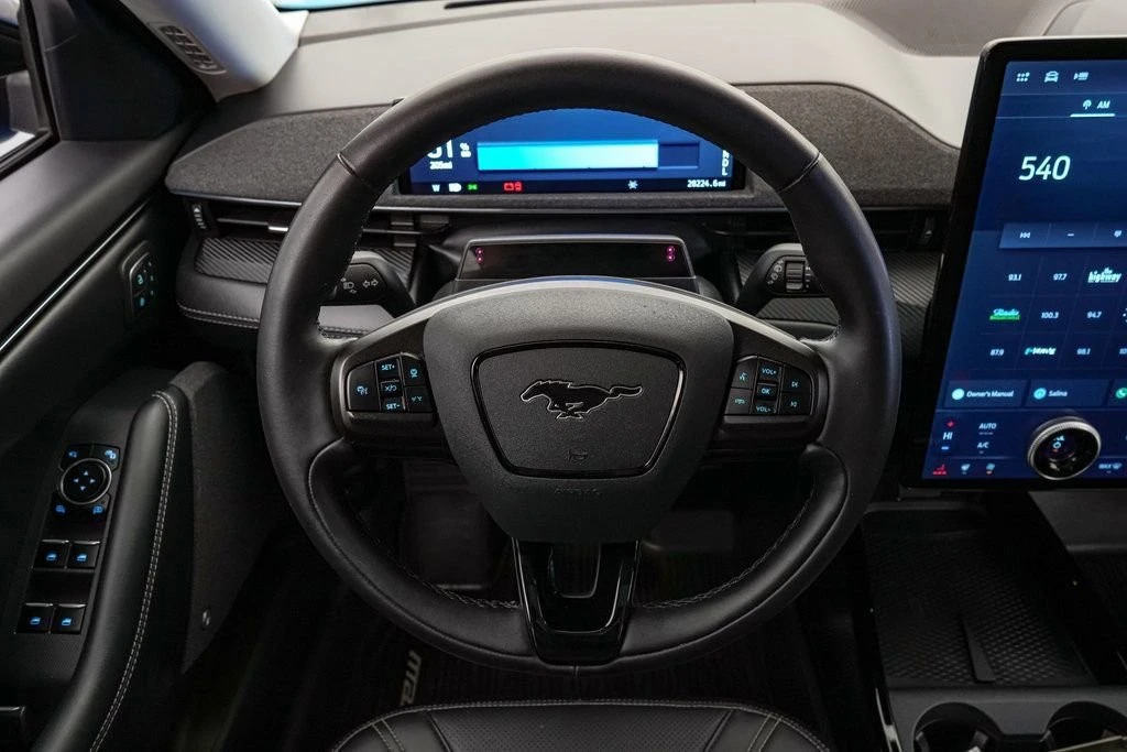 2023 Ford Mustang Mach-E - Image 14 of 21