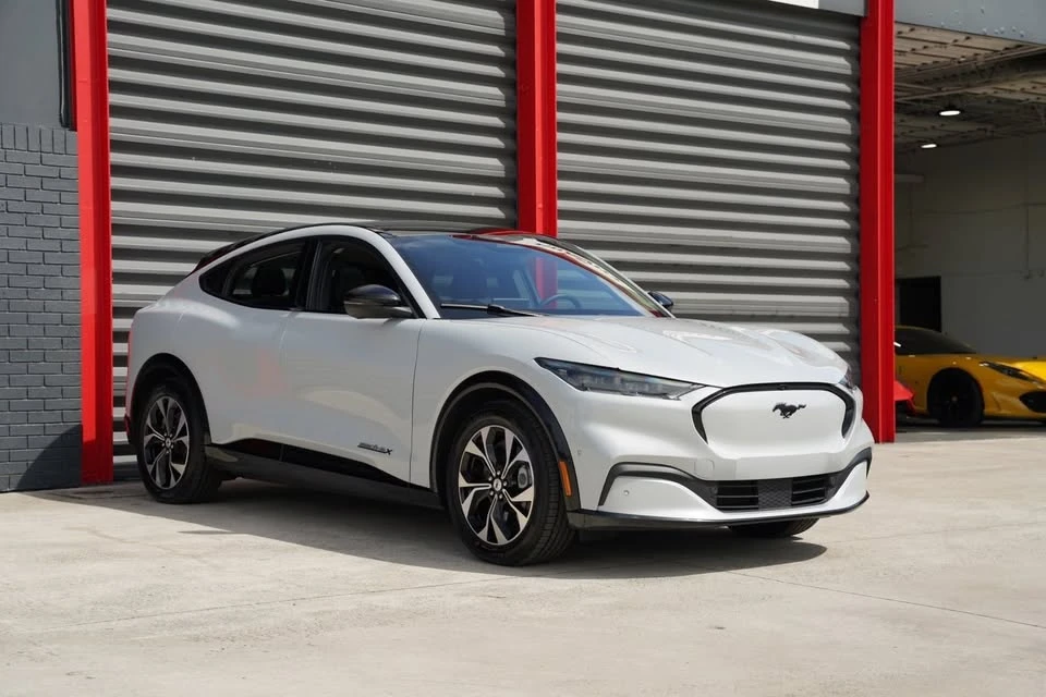 2023 Ford Mustang Mach-E - Image 10 of 20