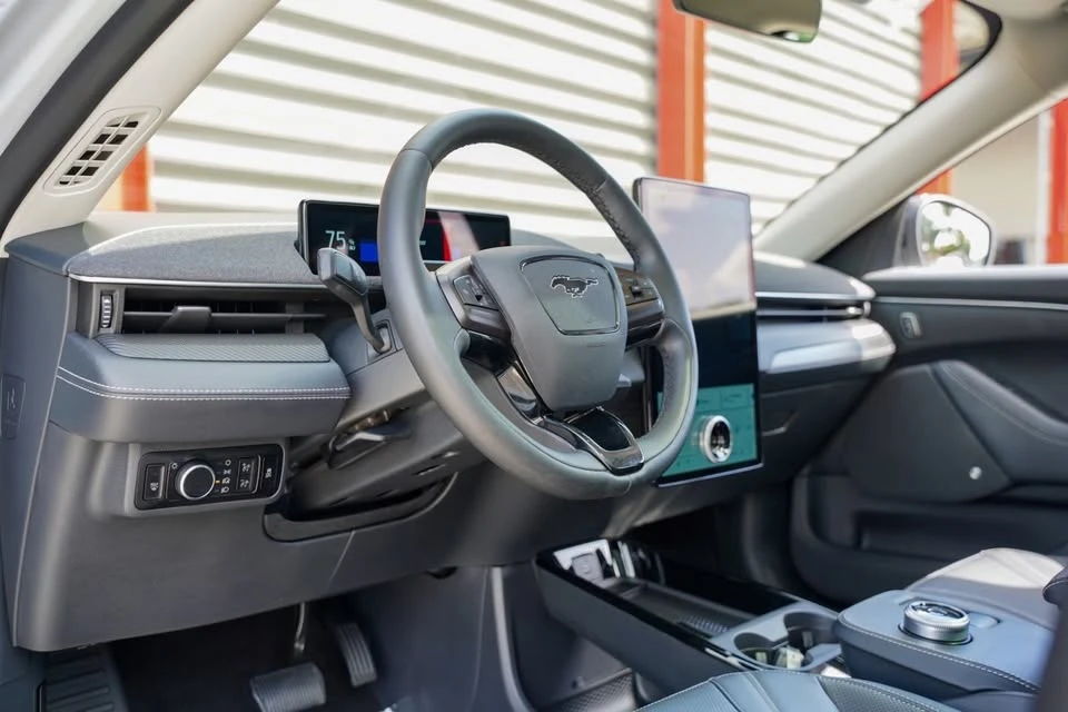 2023 Ford Mustang Mach-E - Image 17 of 20