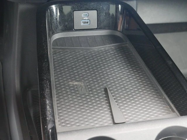 2023 Ford Mustang Mach-E - Image 17 of 19