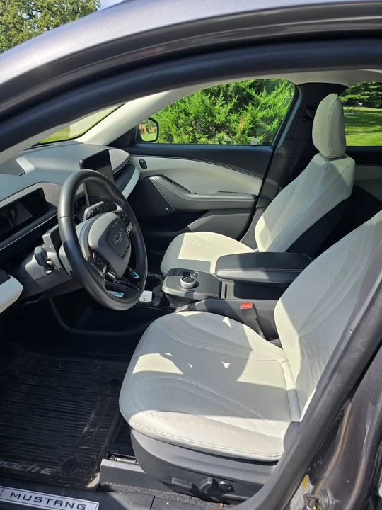 2023 Ford Mustang Mach-E - Image 5 of 8