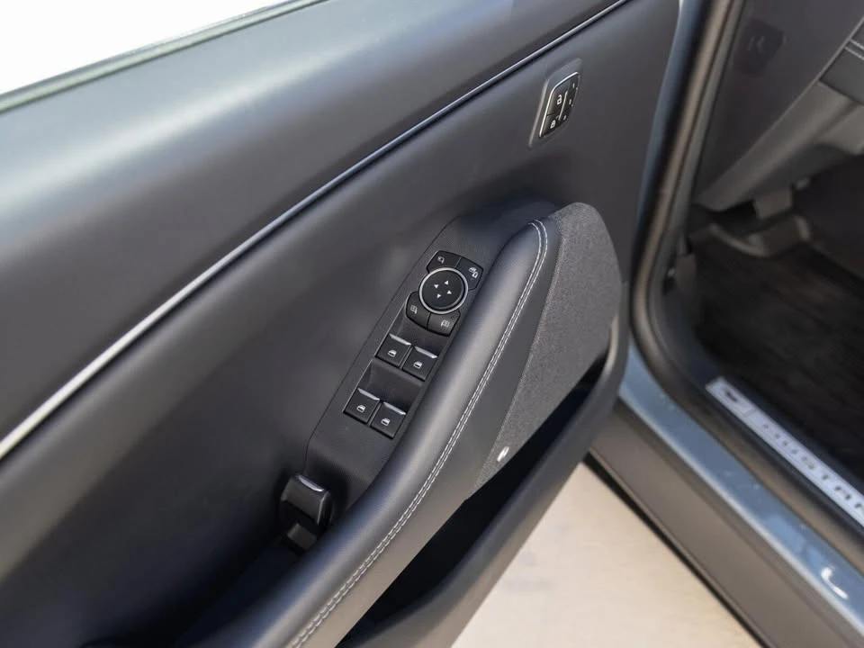 2023 Ford Mustang Mach-E - Image 18 of 20