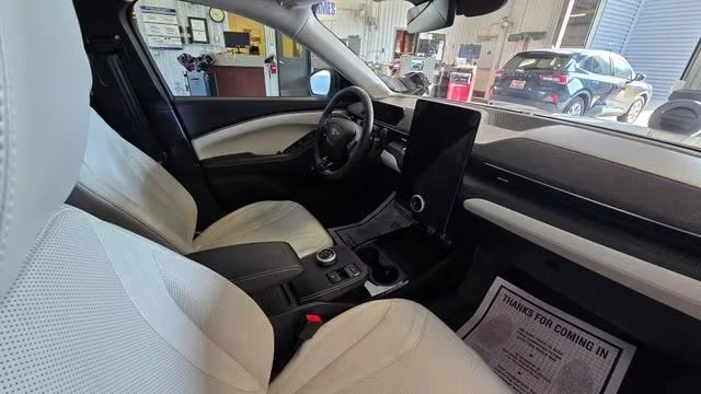 2023 Ford Mustang Mach-E - Image 12 of 19