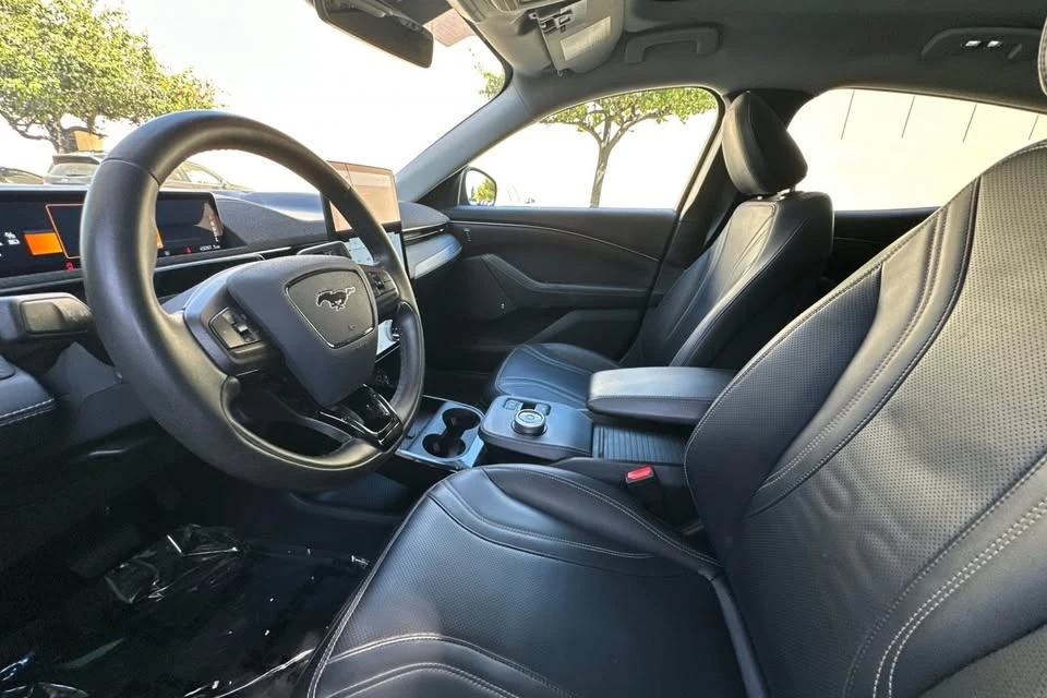 2023 Ford Mustang Mach-E - Image 10 of 20