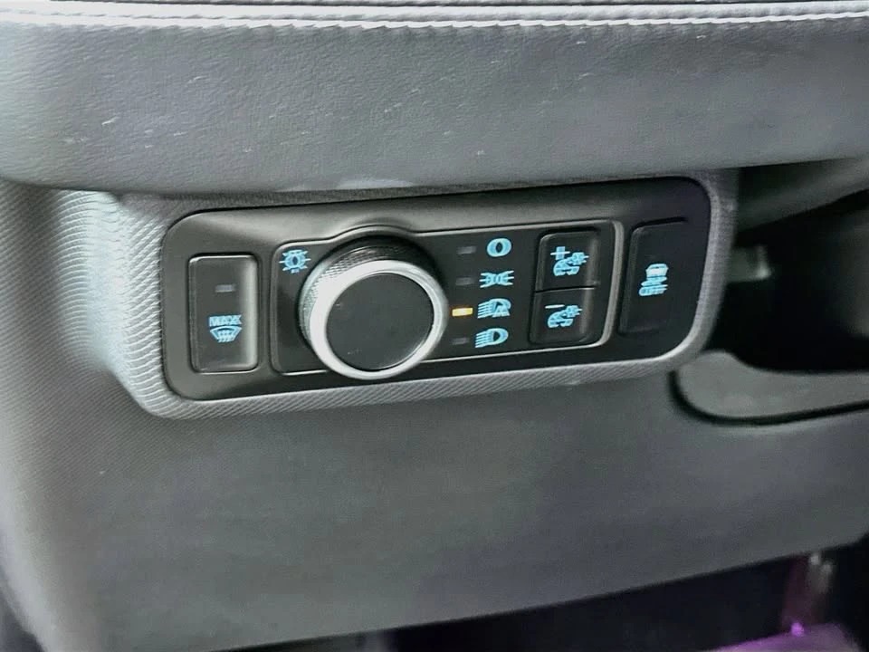 2023 Ford Mustang Mach-E - Image 11 of 20