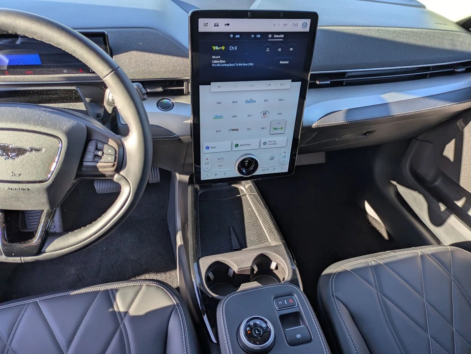 2023 Ford Mustang Mach-E - Image 23 of 31