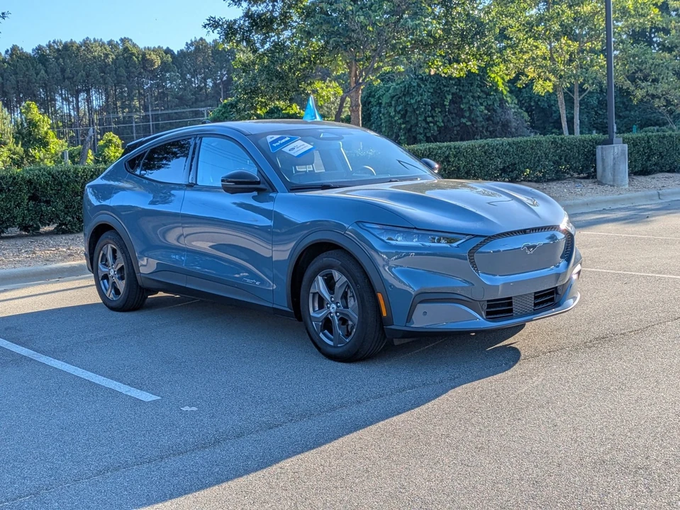 2023 Ford Mustang Mach-E - Image 2 of 31