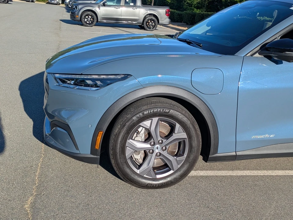 2023 Ford Mustang Mach-E - Image 11 of 31