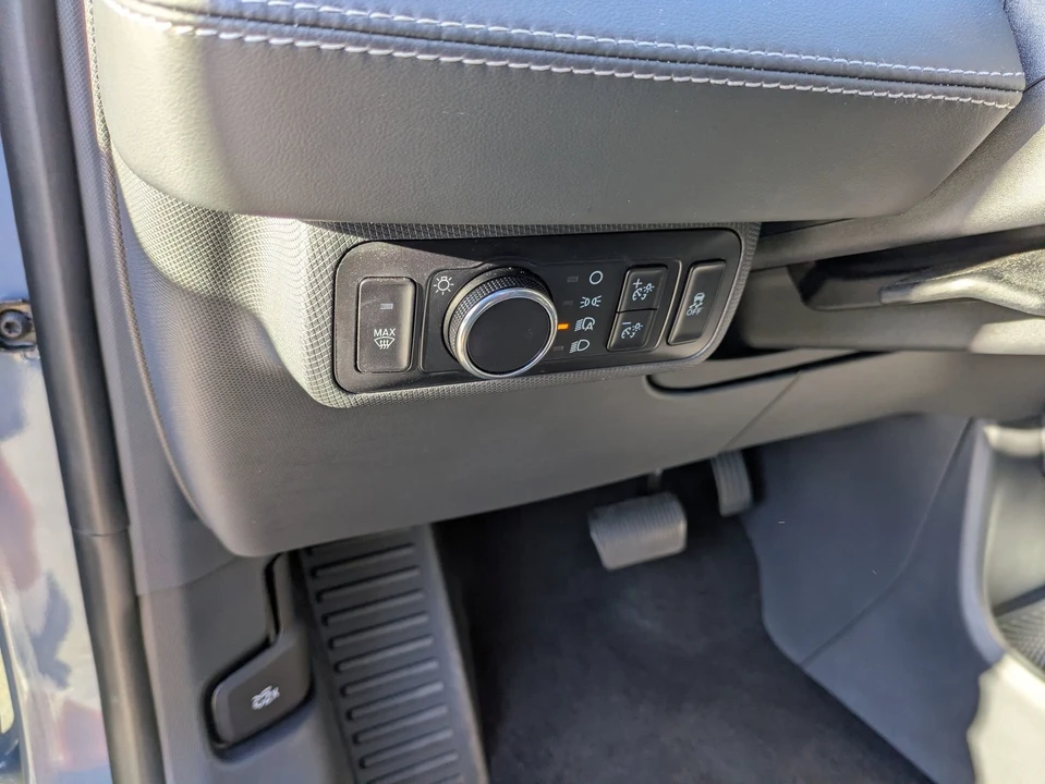 2023 Ford Mustang Mach-E - Image 18 of 31