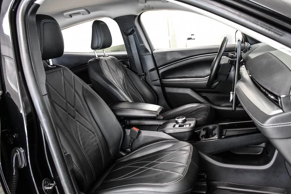 2023 Ford Mustang Mach-E - Image 15 of 20