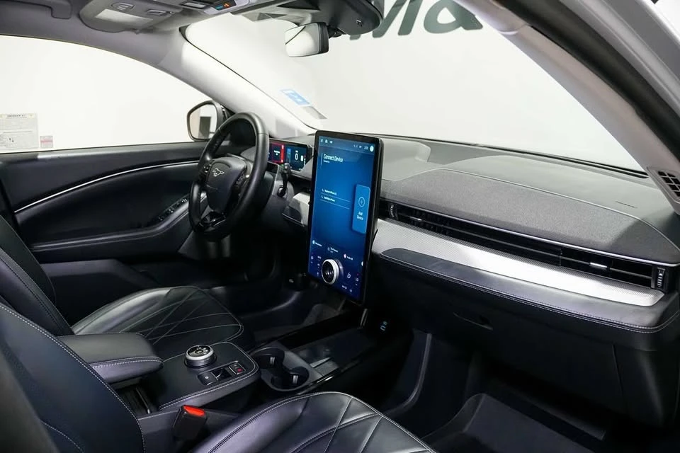 2023 Ford Mustang Mach-E - Image 19 of 20