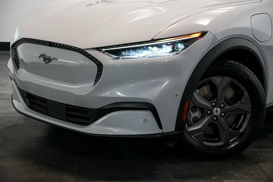 2023 Ford Mustang Mach-E - Image 11 of 20