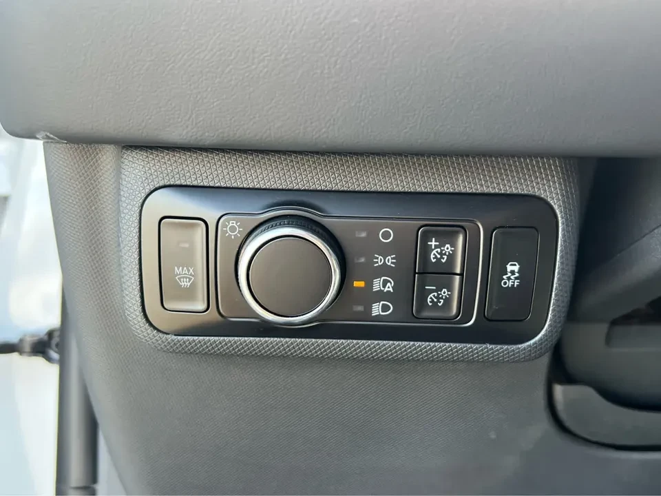 2023 Ford Mustang Mach-E - Image 17 of 18