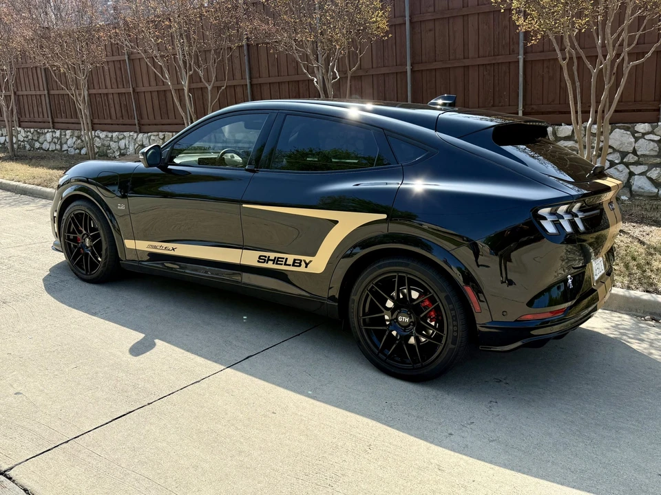 2023 Ford Mustang Mach-E - Image 28 of 31