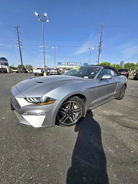 2023 Ford Mustang Premium EcoBoost