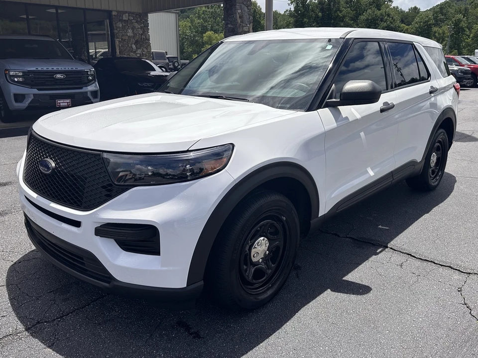 2023 Ford Explorer 6th Gen - Image 2 of 28