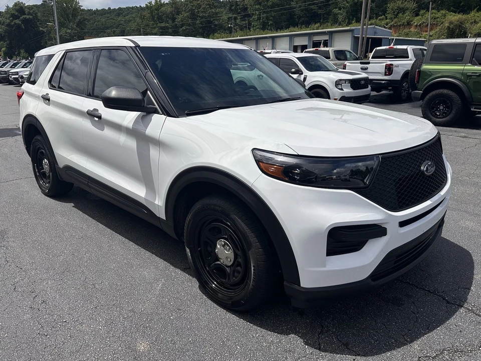 2023 Ford Explorer 6th Gen - Image 4 of 28