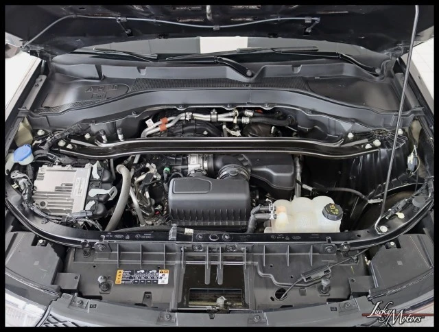 2023 Ford Explorer 6th Gen - Image 27 of 28