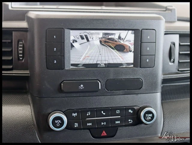 2023 Ford Explorer 6th Gen - Image 16 of 28