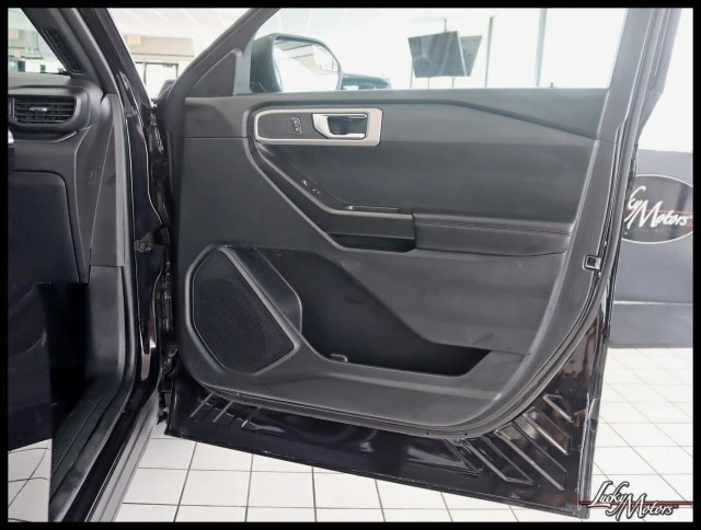 2023 Ford Explorer 6th Gen - Image 23 of 28