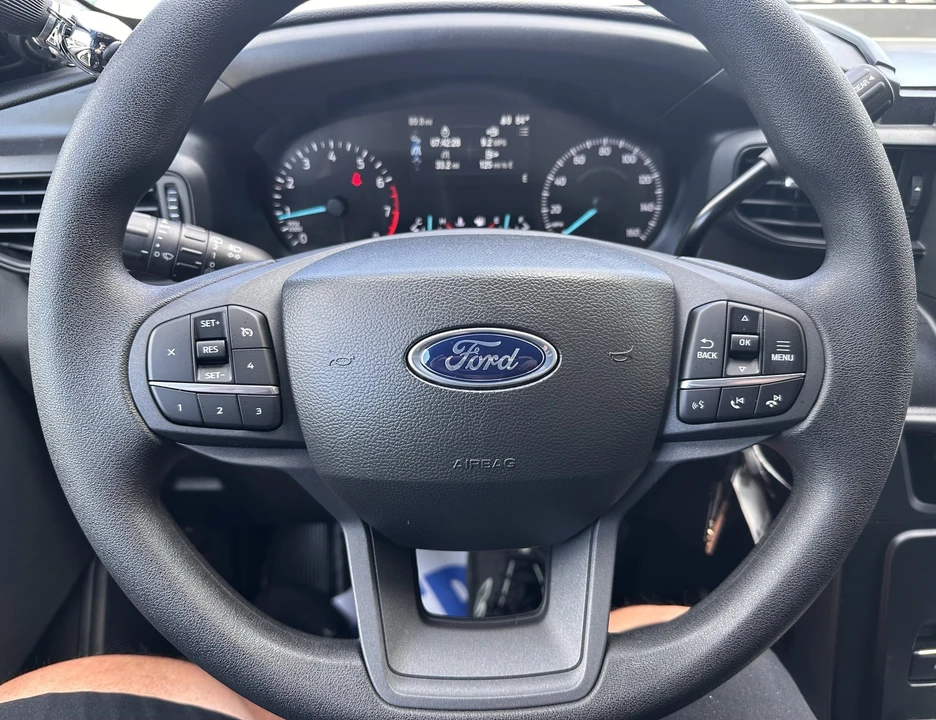 2023 Ford Explorer 6th Gen - Image 20 of 28