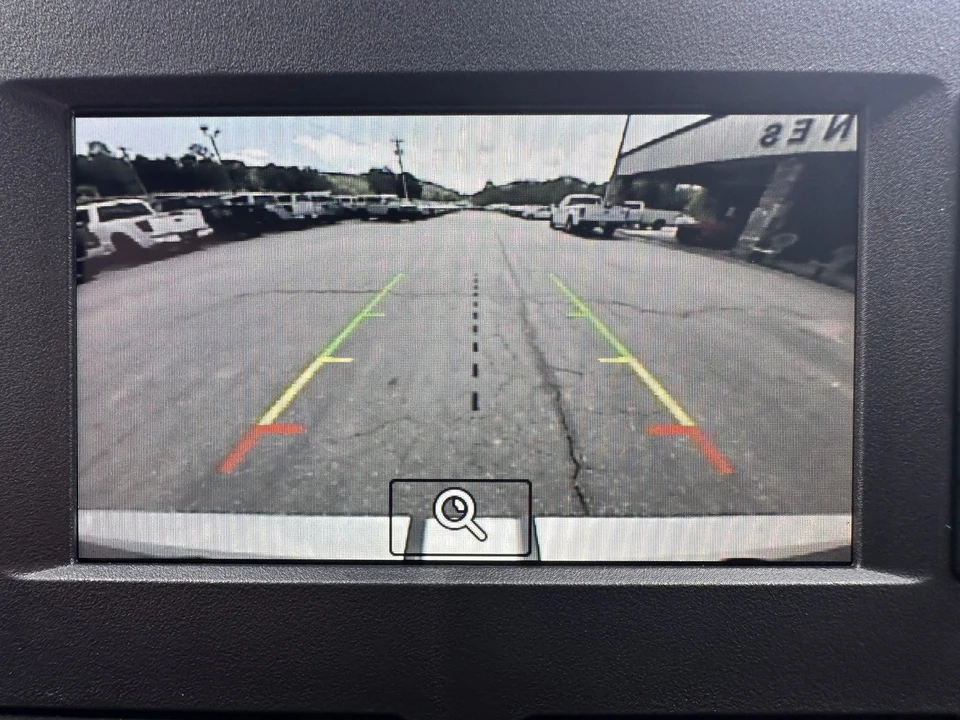 2023 Ford Explorer 6th Gen - Image 24 of 28