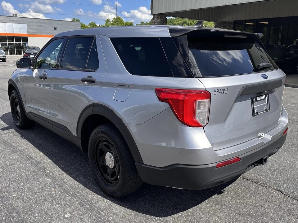 2023 Ford Explorer 6th Gen - Image 11 of 28