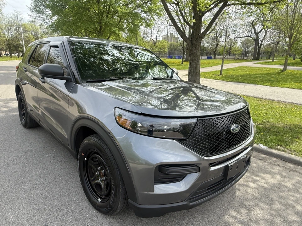 2023 Ford Explorer 6th Gen - Image 19 of 31