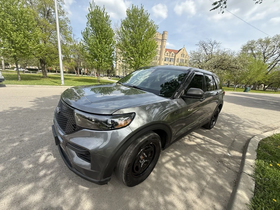 2023 Ford Explorer 6th Gen - Image 8 of 31