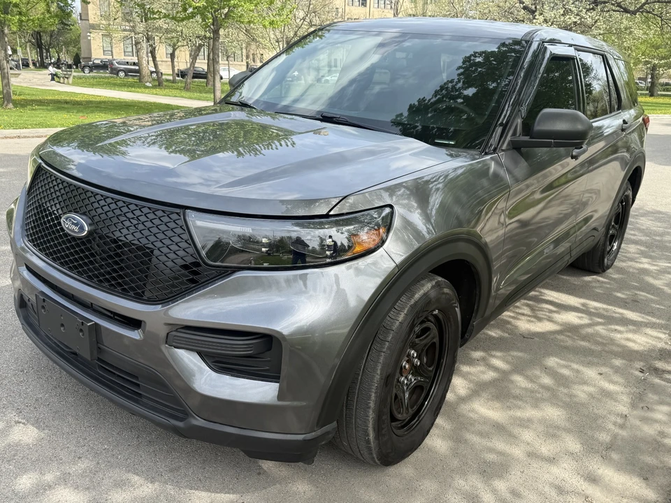 2023 Ford Explorer 6th Gen - Image 2 of 31