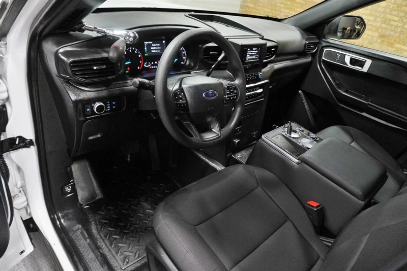 2023 Ford Explorer 6th Gen - Image 20 of 21