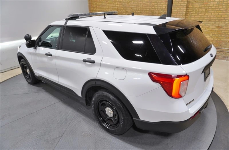 2023 Ford Explorer 6th Gen - Image 16 of 21
