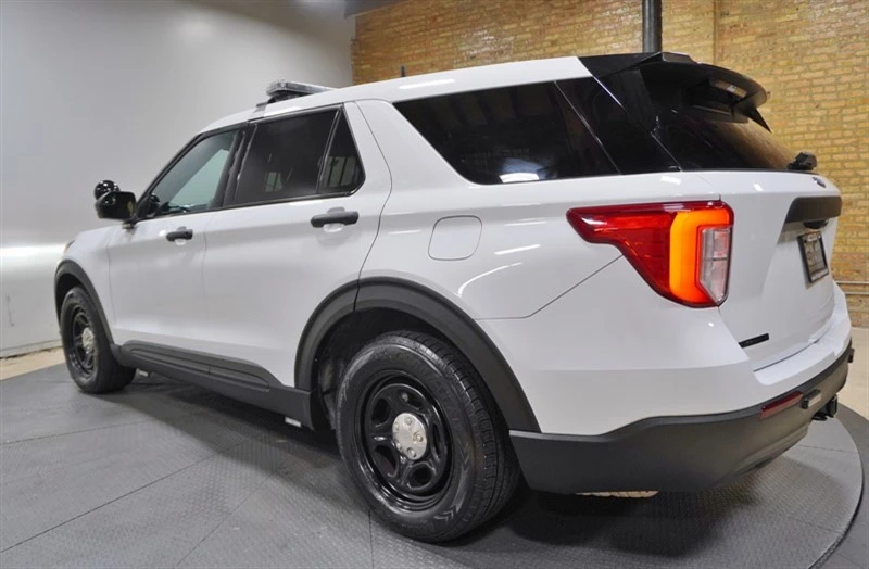 2023 Ford Explorer 6th Gen - Image 16 of 21