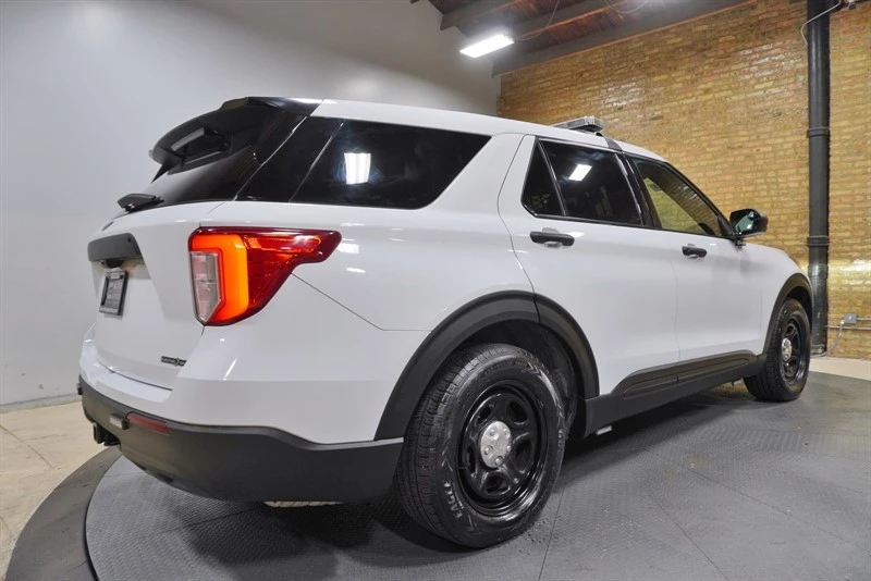 2023 Ford Explorer 6th Gen - Image 10 of 21