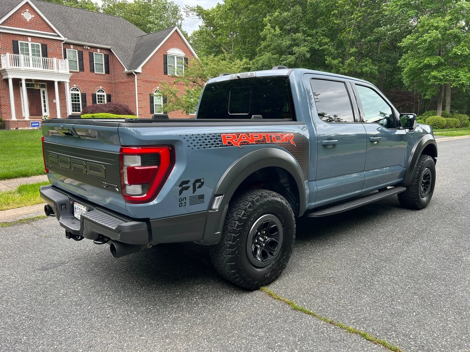 2023 Ford F-150 Raptor 14th Gen - Image 5 of 16